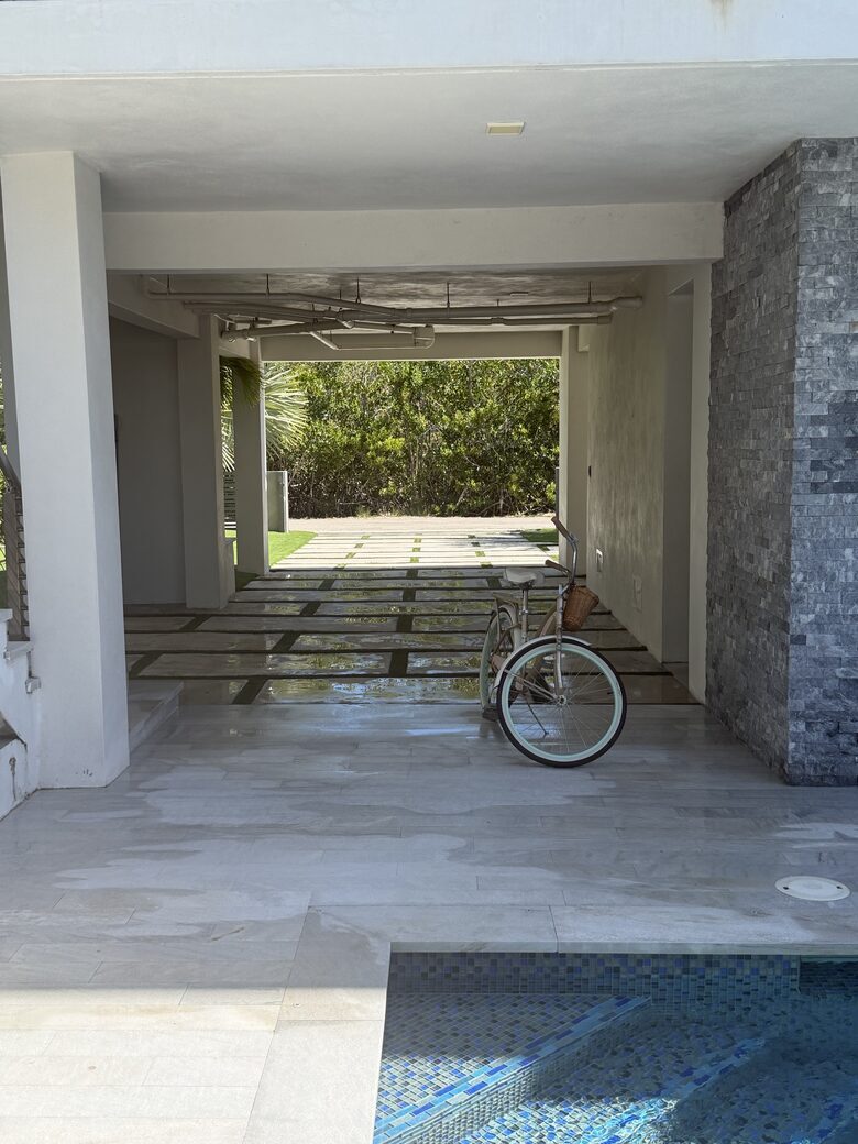 Private Dock Home with Pool in Key Largo - Key Largo, Florida