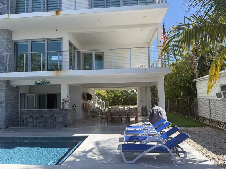 Private Dock Home with Pool in Key Largo - Key Largo, Florida