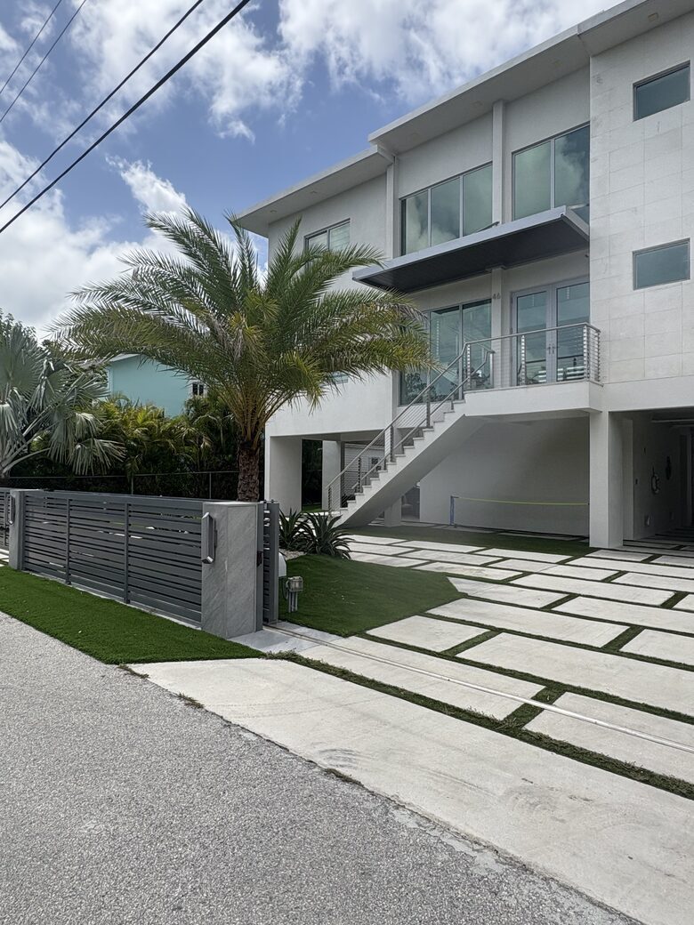 Private Dock Home with Pool in Key Largo - Key Largo, Florida