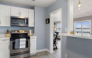 Tacoma Beachfront Home - Tacoma, Washington