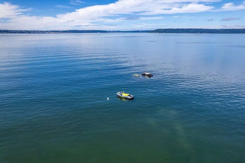 Tacoma Beachfront Home - Tacoma, Washington