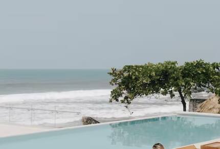 El Zonte Oceanfront Retreat - Chiltiupán, El Salvador
