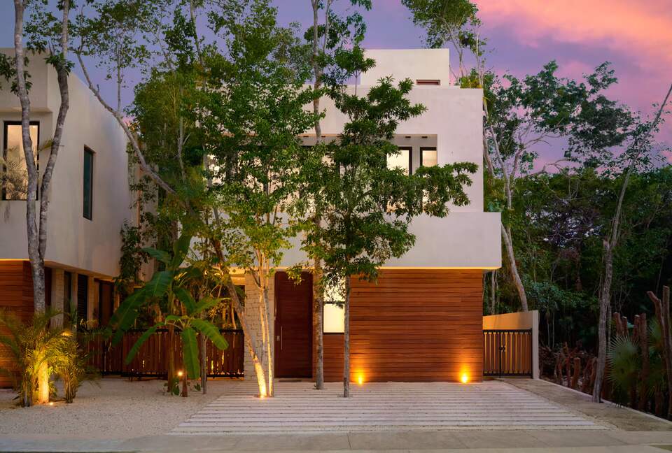Modern Tulum Retreat with Rooftop Pool in Aldea Zamá - Tulum, Mexico