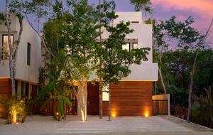 Modern Tulum Retreat with Rooftop Pool in Aldea Zamá - Tulum, Mexico