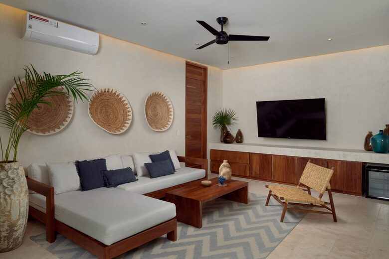 Modern Tulum Retreat with Rooftop Pool in Aldea Zamá - Tulum, Mexico