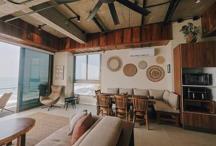 El Zonte Oceanfront Retreat - Chiltiupán, El Salvador