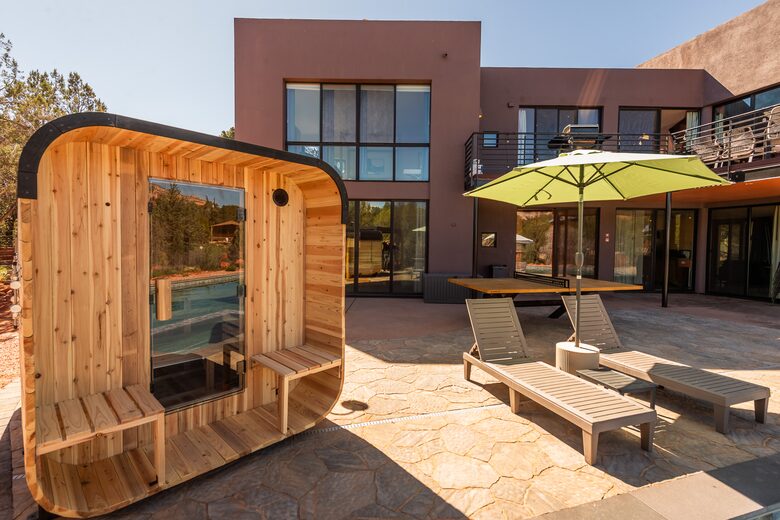Bella Vista: A Luxury Desert Retreat with Red Rock Views & Resort Style Backyard - Sedona, Arizona