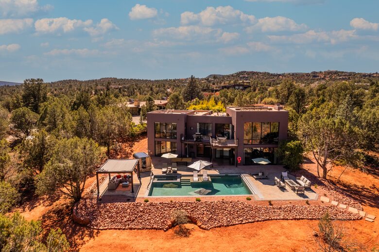 Bella Vista: A Luxury Desert Retreat with Red Rock Views & Resort Style Backyard - Sedona, Arizona