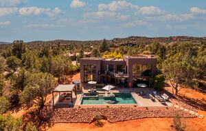 Bella Vista: A Luxury Desert Retreat with Red Rock Views & Resort Style Backyard - Sedona, Arizona