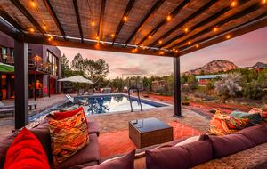 Bella Vista: A Luxury Desert Retreat with Red Rock Views & Resort Style Backyard - Sedona, Arizona