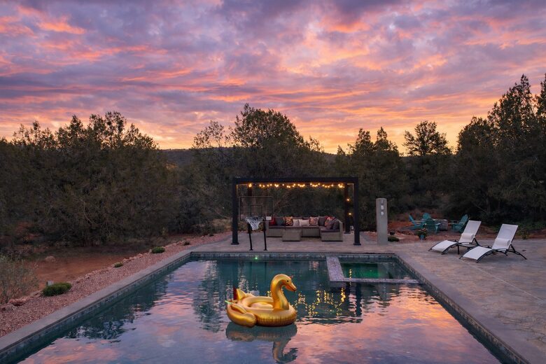 Bella Vista: A Luxury Desert Retreat with Red Rock Views & Resort Style Backyard - Sedona, Arizona