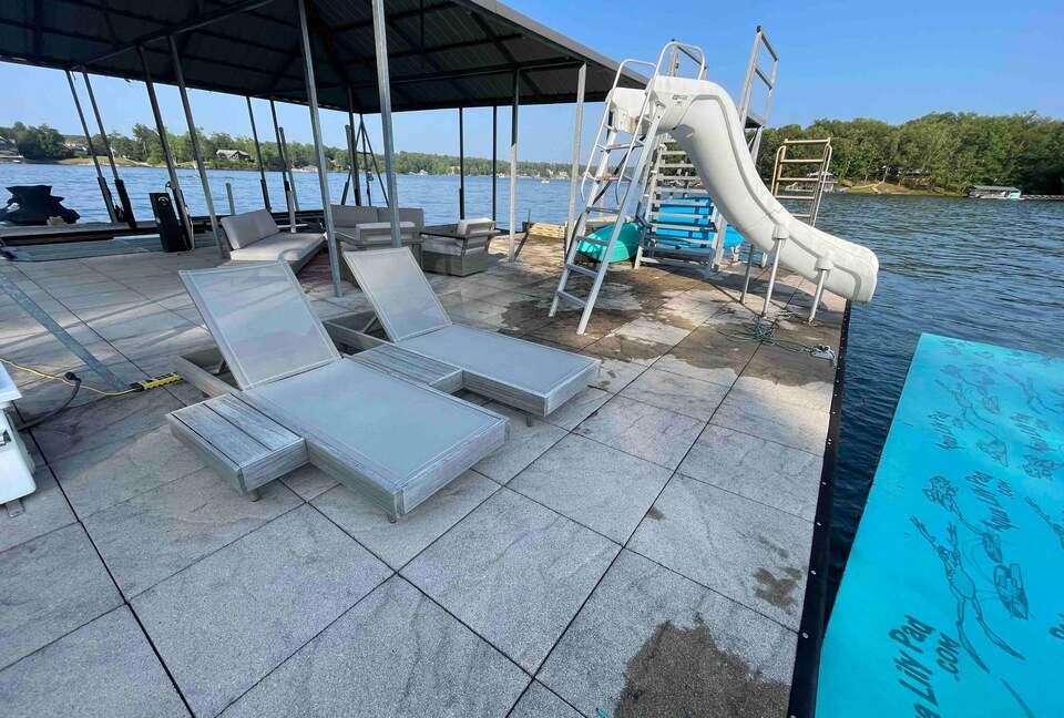 Smith Lake Waterfront Retreat near Duncan Bridge Marina - Jasper, Alabama