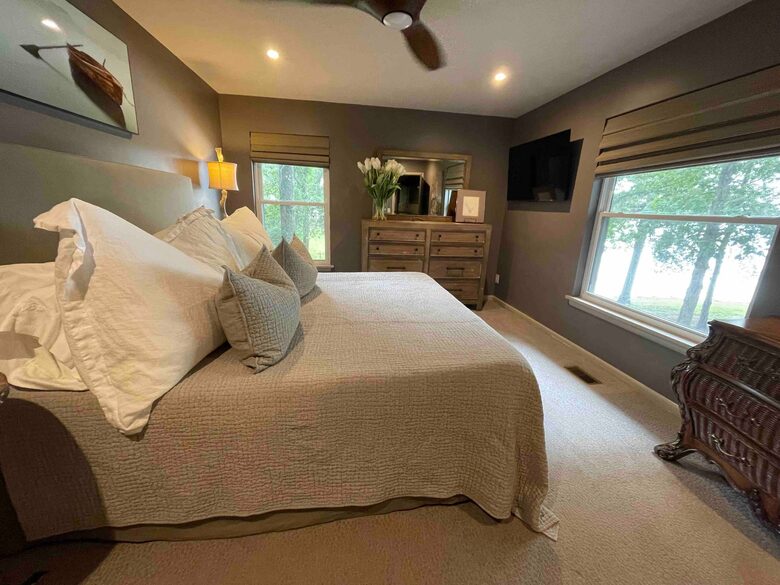 Smith Lake Waterfront Retreat near Duncan Bridge Marina - Jasper, Alabama
