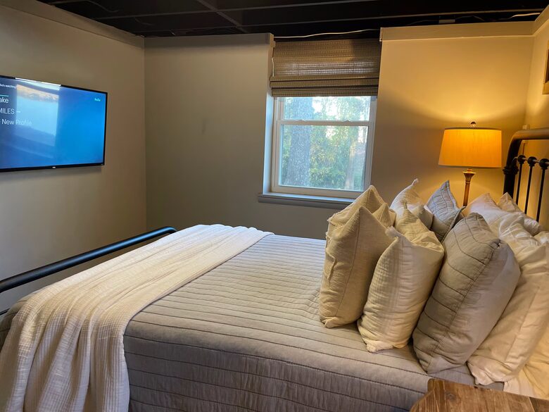 Smith Lake Waterfront Retreat near Duncan Bridge Marina - Jasper, Alabama