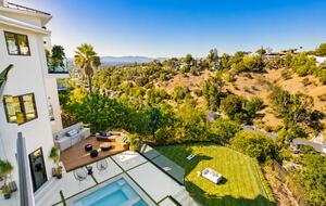 Custom Studio City Hillside Oasis with Pool and Recording Studio - Studio City, California