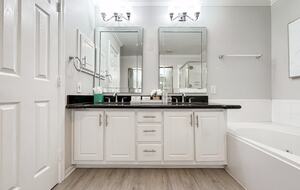 The Woodlands Retreat - The Woodlands, Texas