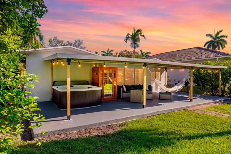 Japandi Oasis Near Miami Beaches - Miami, Florida