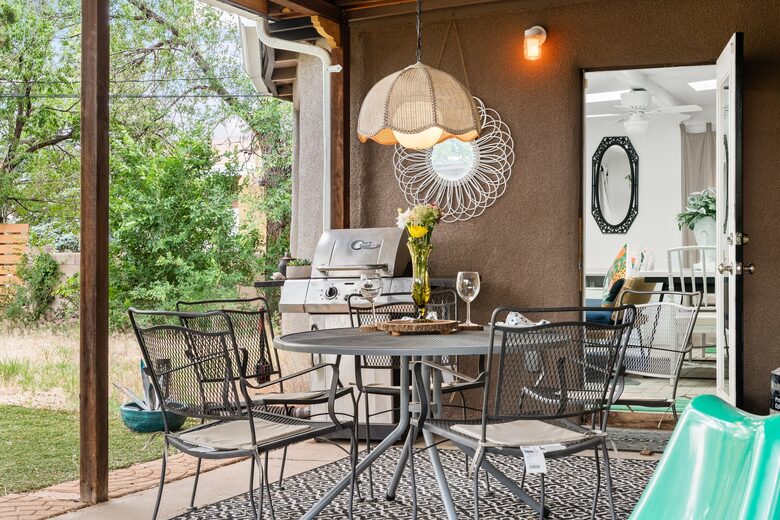Midcentury Santa Fe Oasis near the Plaza - Santa Fe, New Mexico