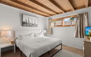 Midcentury Santa Fe Oasis near the Plaza - Santa Fe, New Mexico