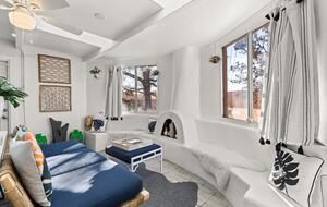 Midcentury Santa Fe Oasis near the Plaza - Santa Fe, New Mexico
