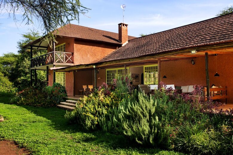 Private Courtyard Villa with Chef at Kili Golf - Usa River, Tanzania