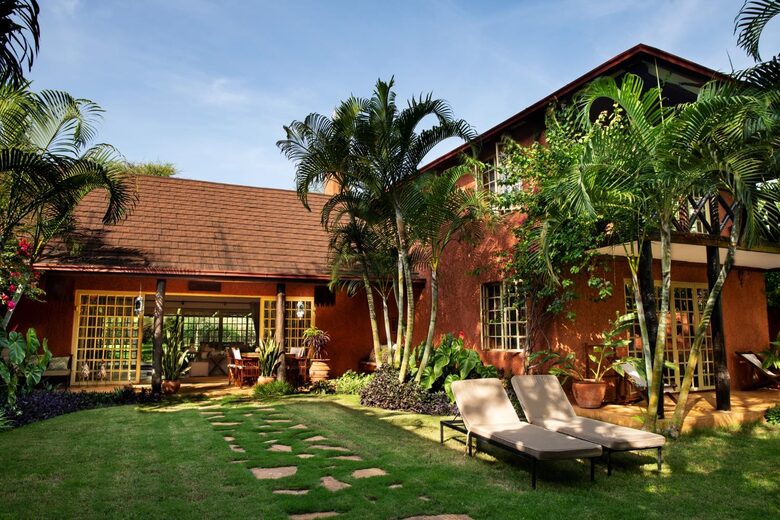 Private Courtyard Villa with Chef at Kili Golf - Usa River, Tanzania