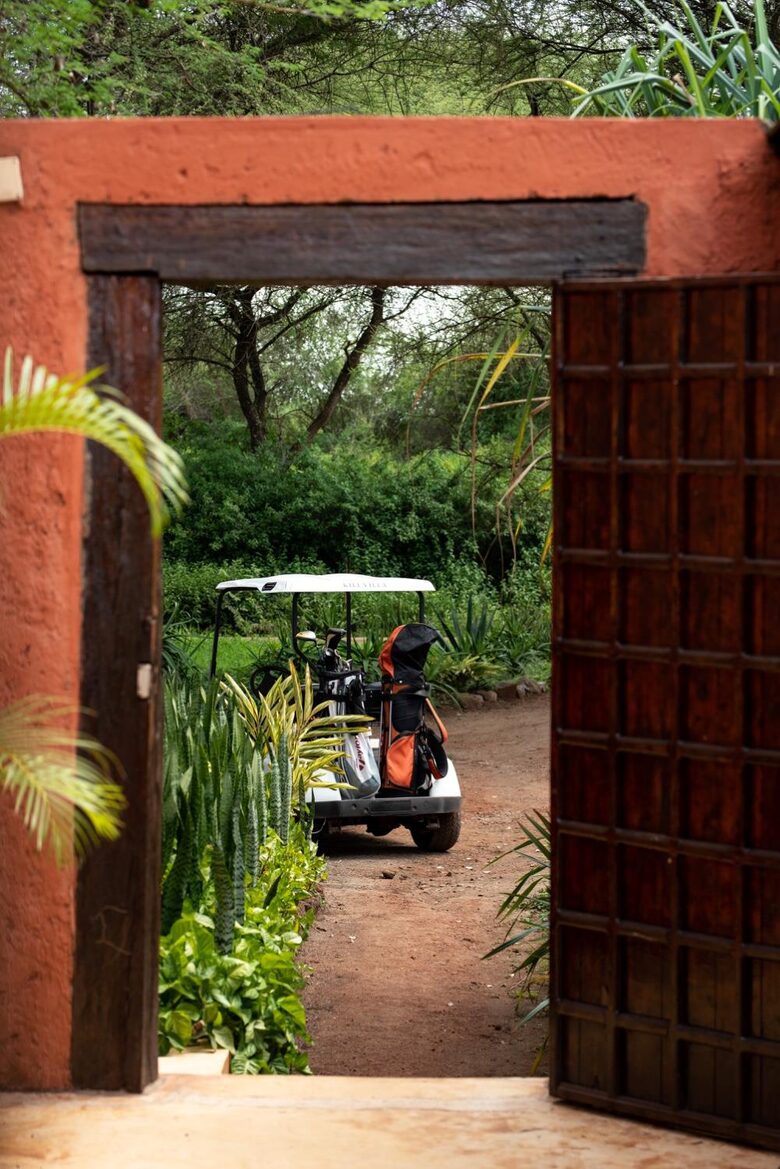Private Courtyard Villa with Chef at Kili Golf - Usa River, Tanzania