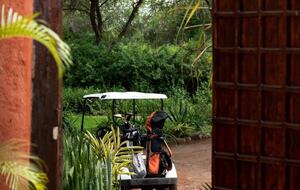 Private Courtyard Villa with Chef at Kili Golf - Usa River, Tanzania