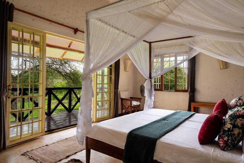 Private Courtyard Villa with Chef at Kili Golf - Usa River, Tanzania