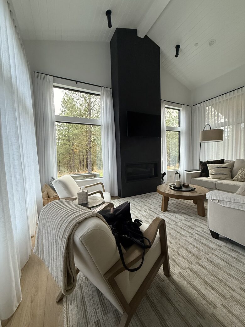 Cle Elum Mountain Retreat with Forest Views and Fire Pit - Cle Elum, Washington