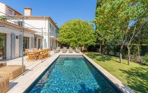Villa Rotonde – A Secret Garden in the Heart of Aix-en-Provence - Aix-en-Provence, France