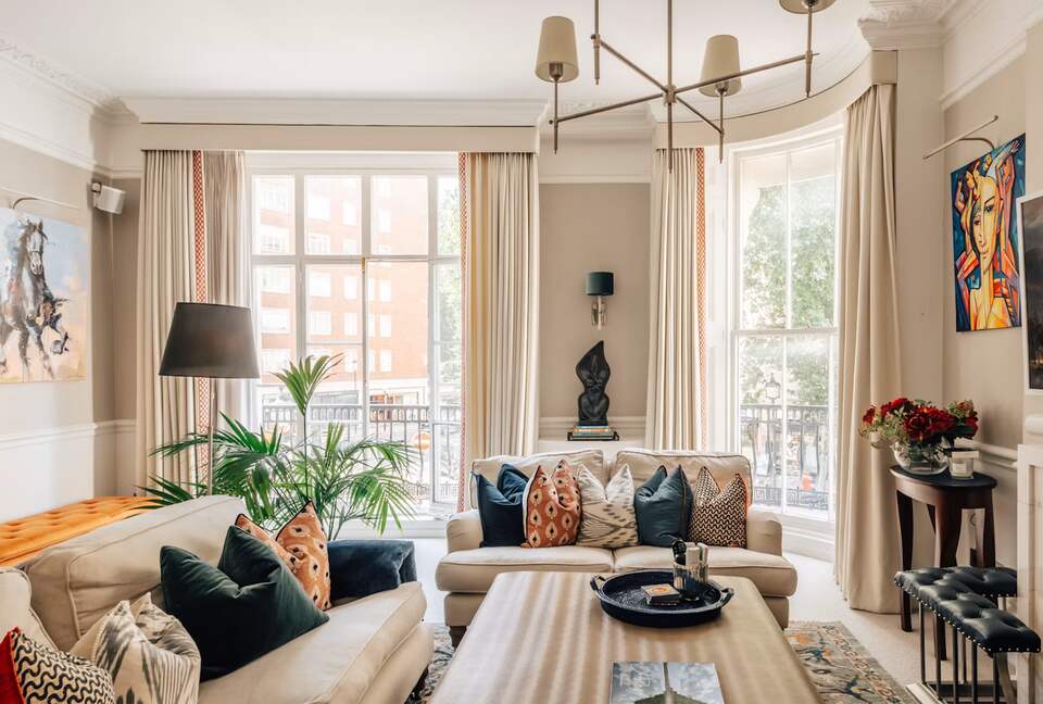 Distinguished Grade II Listed Belgravia Townhouse - London, United Kingdom