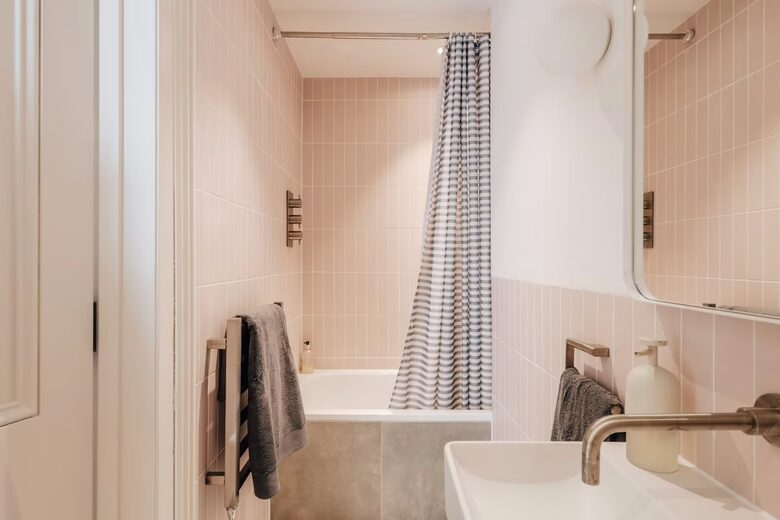 Distinguished Grade II Listed Belgravia Townhouse - London, United Kingdom