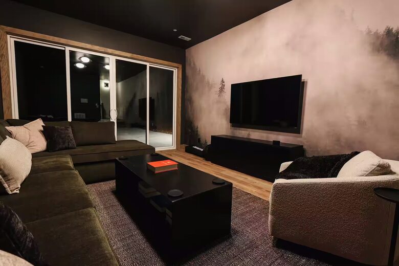 Designer Wears Valley Escape - Sevierville, Tennessee