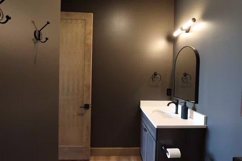 Designer Wears Valley Escape - Sevierville, Tennessee