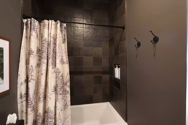 Designer Wears Valley Escape - Sevierville, Tennessee