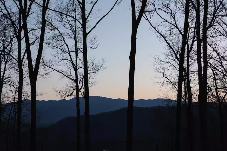 Designer Wears Valley Escape - Sevierville, Tennessee