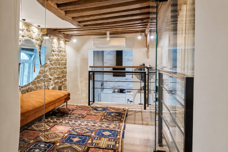 Saint Louis Island Luxe - Paris, France
