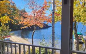 Lake Gagnon Waterfront Chalet with Private Beach and Hot Tub - Duhamel, Canada
