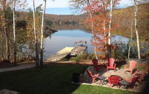 Lake Gagnon Waterfront Chalet with Private Beach and Hot Tub - Duhamel, Canada