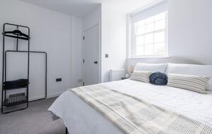 Elegant 18th-Century Hall with Modern Comforts - Edwinstowe, United Kingdom