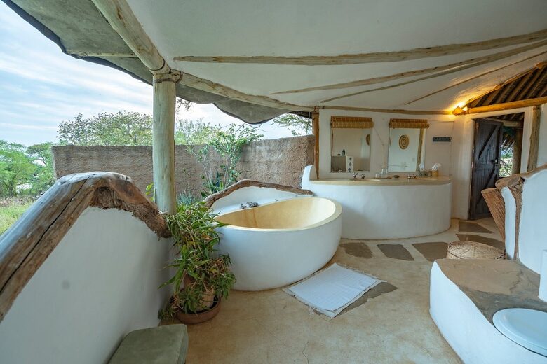 Samatian Island - EXCLUSIVE PRIVATE - Lake Baringo, Kenya