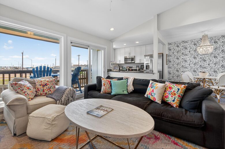 Port Aransas Waterfront Condo near Ferry & Beach - Port Aransas, Texas