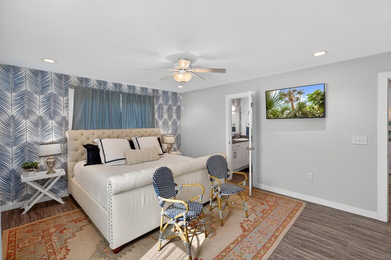 Port Aransas Waterfront Condo near Ferry & Beach - Port Aransas, Texas