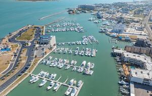 Port Aransas Waterfront Condo near Ferry & Beach - Port Aransas, Texas