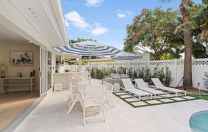 Palm Beach Poolside Haven - Riviera Beach, Florida
