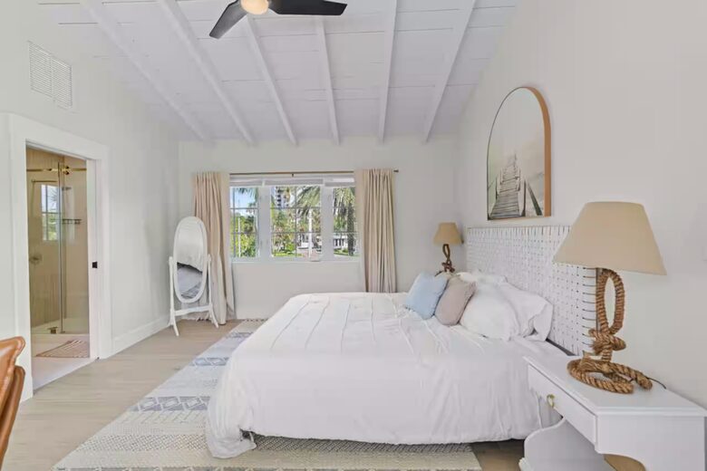 Palm Beach Poolside Haven - Riviera Beach, Florida