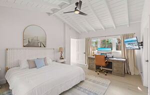 Palm Beach Poolside Haven - Riviera Beach, Florida