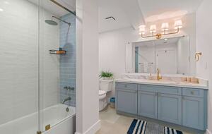 Palm Beach Poolside Haven - Riviera Beach, Florida