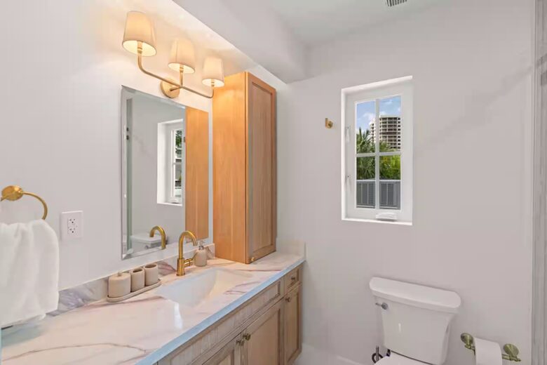 Palm Beach Poolside Haven - Riviera Beach, Florida